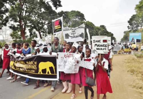 Malawi-marching